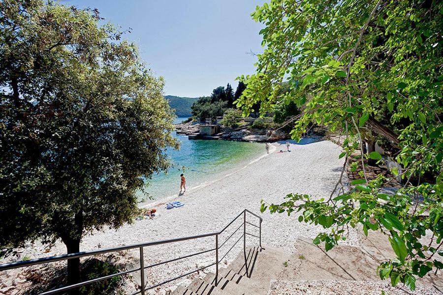 Villa Destiny Nedescina, Istrien, Kroatien Luaran gambar