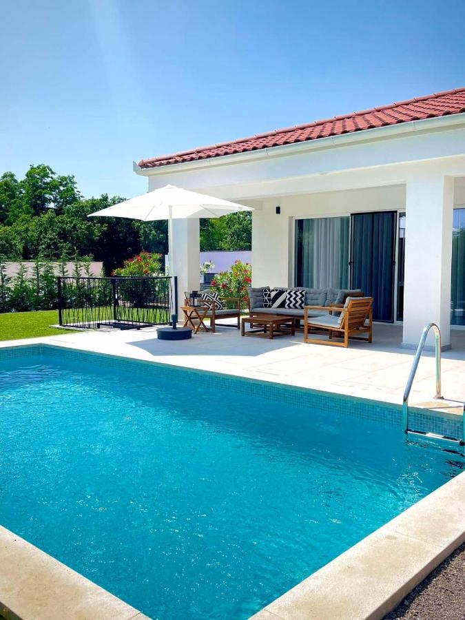 Villa Destiny Nedescina, Istrien, Kroatien Luaran gambar
